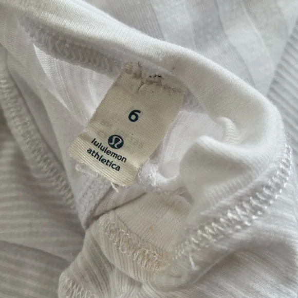❤️ Lululemon Long Sleeve White Stripe Shirt Size 6 - Picture 7 of 8